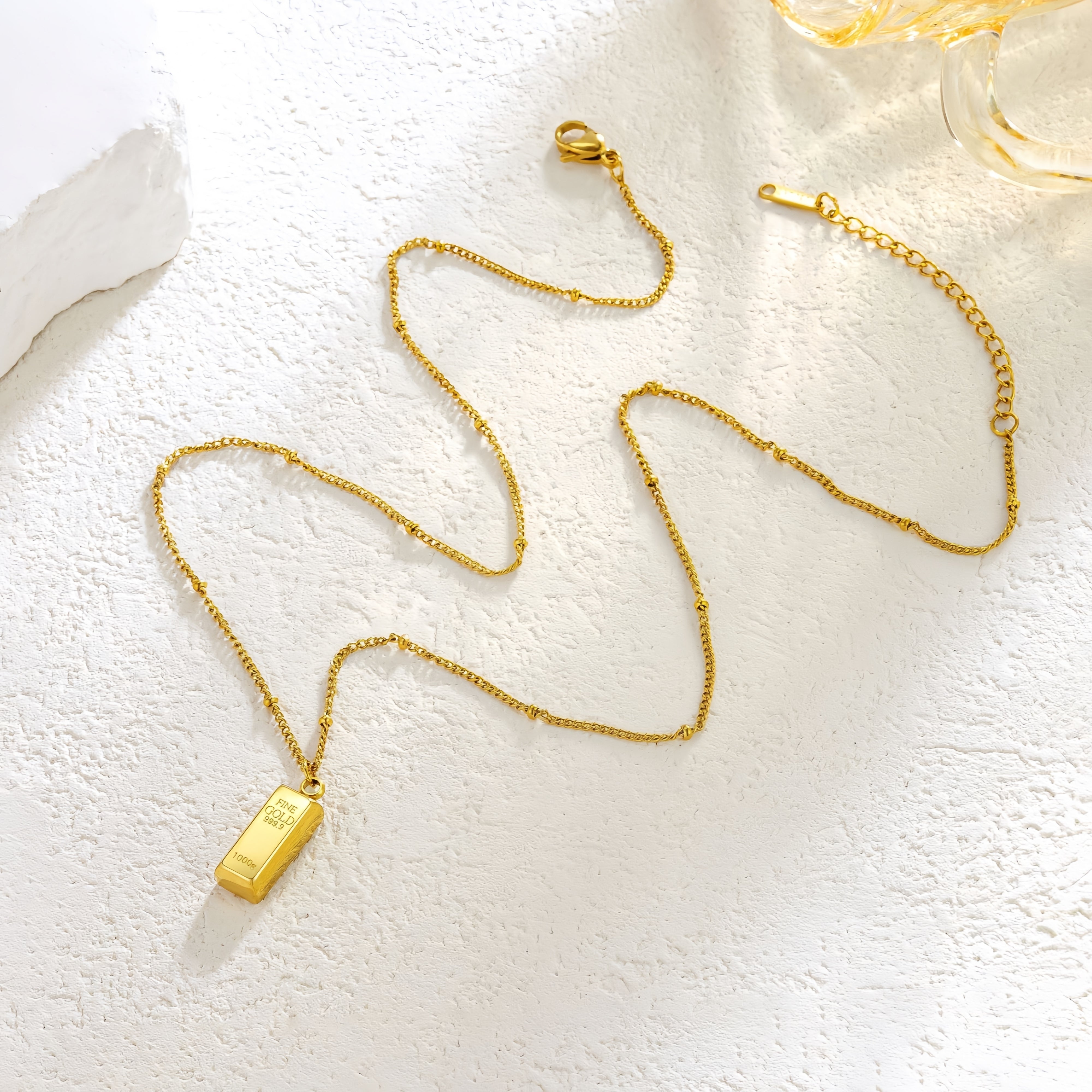 14K Gold Bar Pendant Necklace