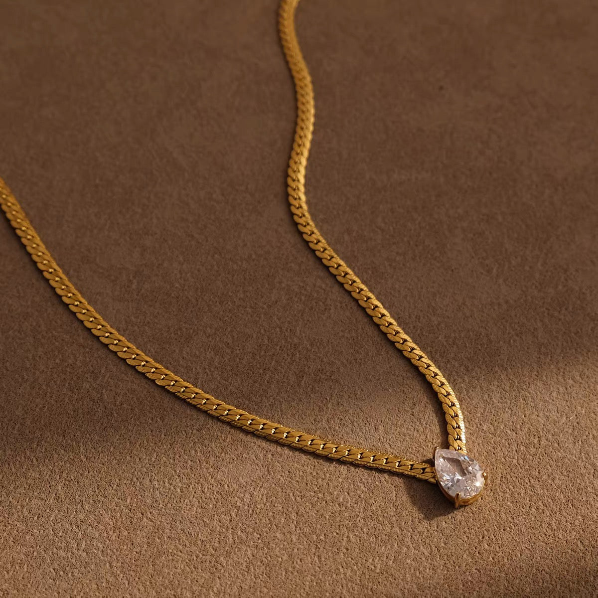 14K Gold Pear-Cut Zircon Necklace