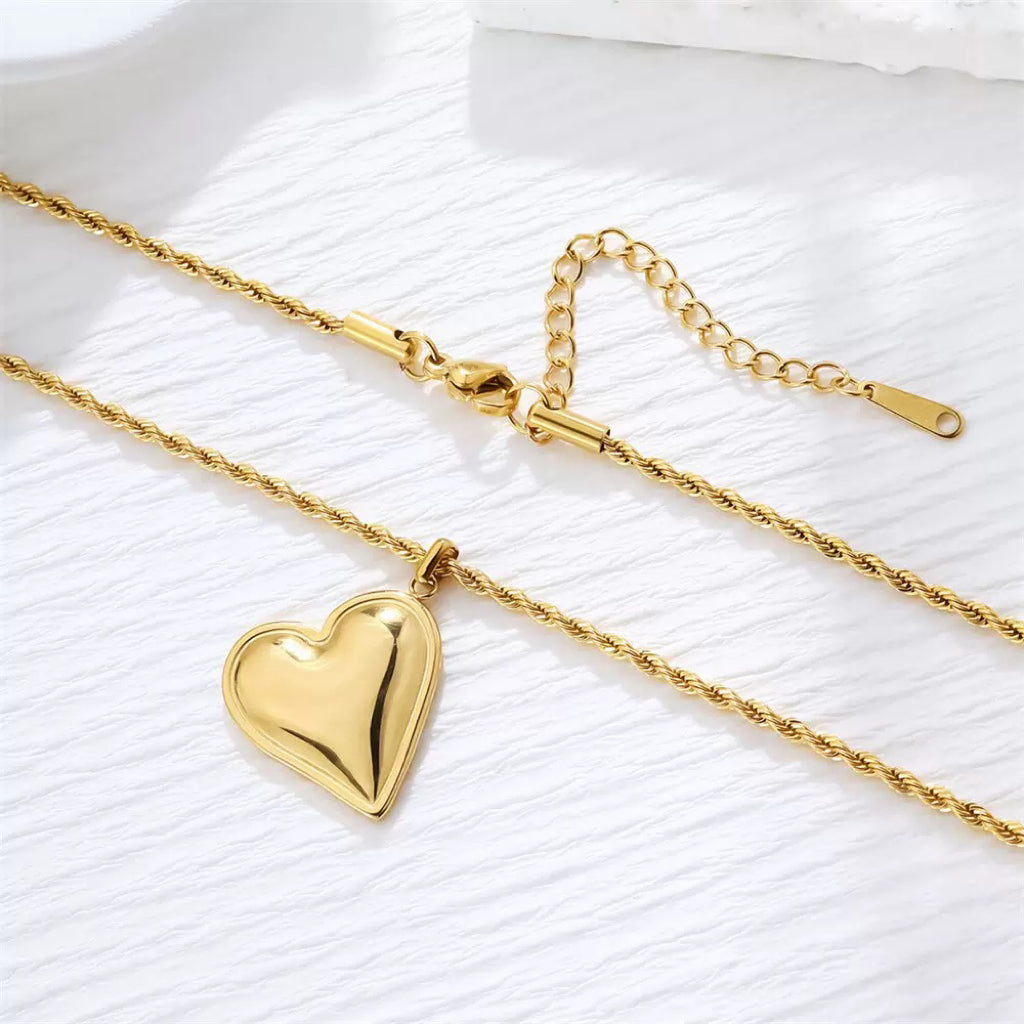 14K Gold Lovin Heart Necklace