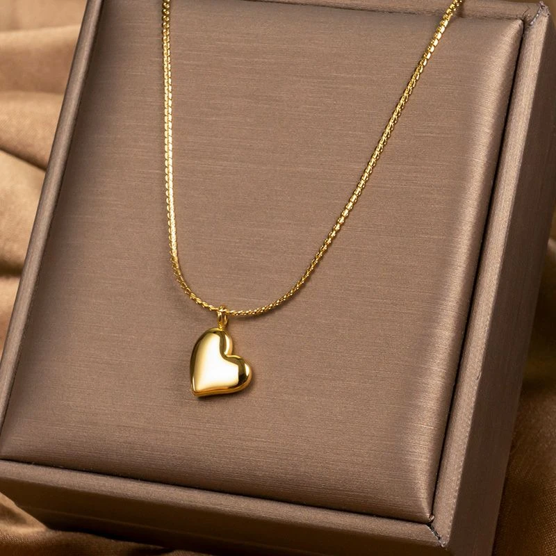 14K Gold Mini Heart Pendant Necklace