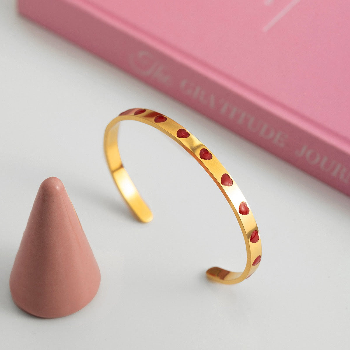 Heart Dot Cuff Bracelet-Everyday Luxury