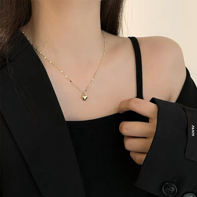 Minimalist Heart Pendant Necklace – 14K Gold