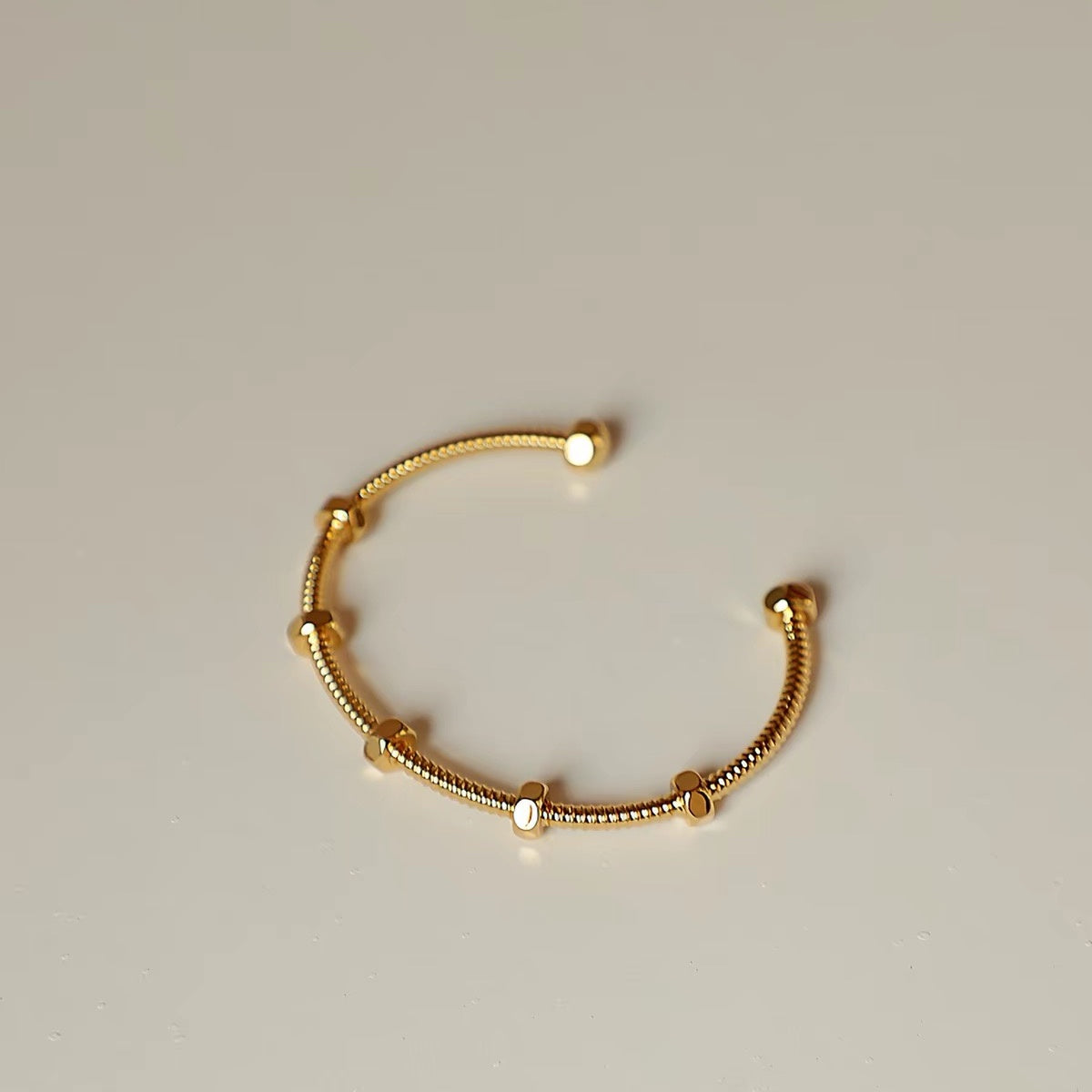 14K Gold Screw Texture Open Cuff Bracelet