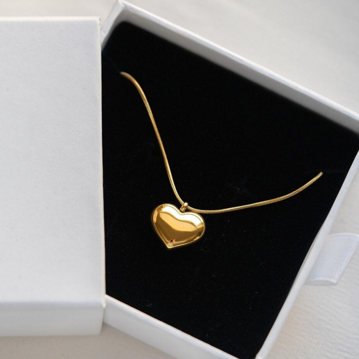 14K Gold Heart Pendant Necklace