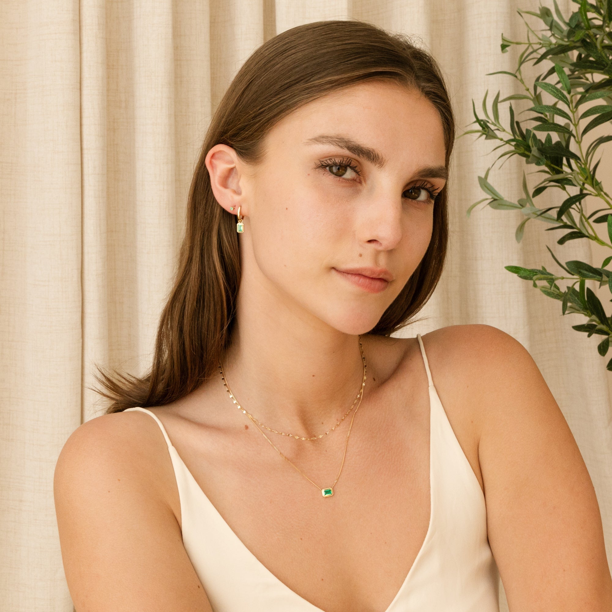 Ribbed Emerald Necklace