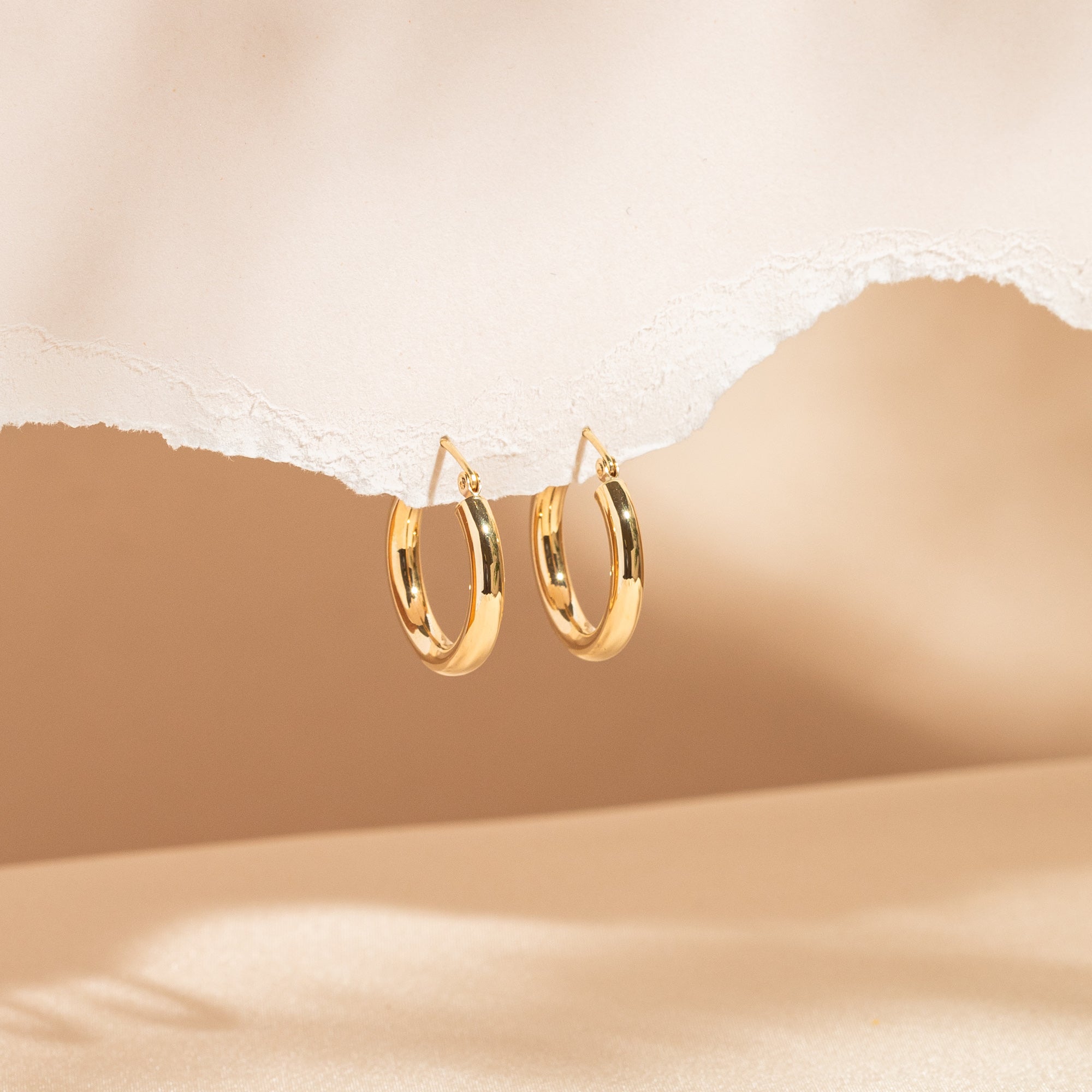 Medium Chunky Everyday Hoop Earrings