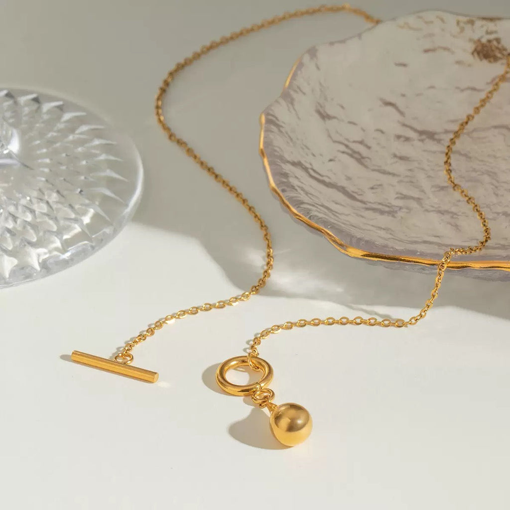 Teardrop Pendant Necklace