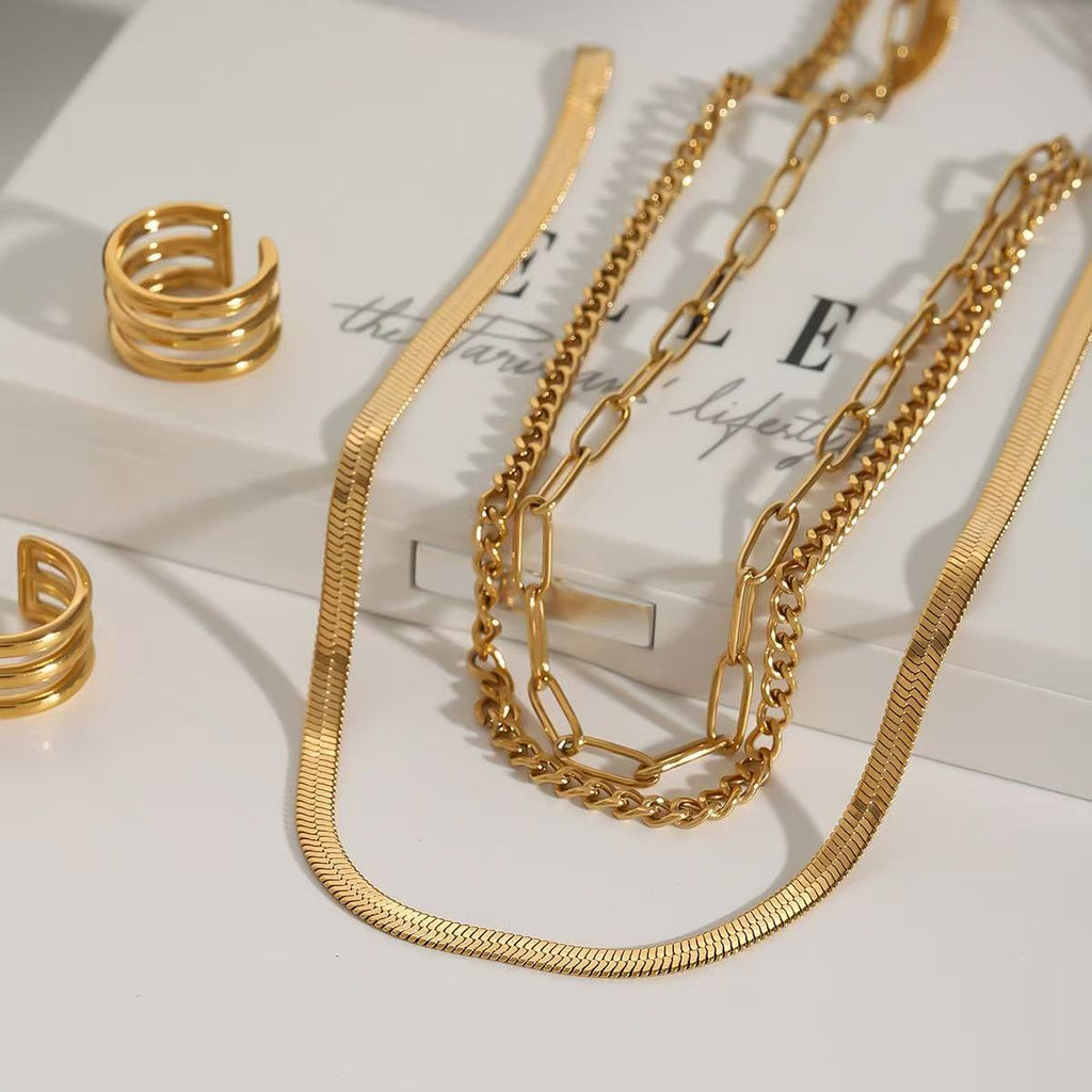 Minimalist Layered Necklace Set