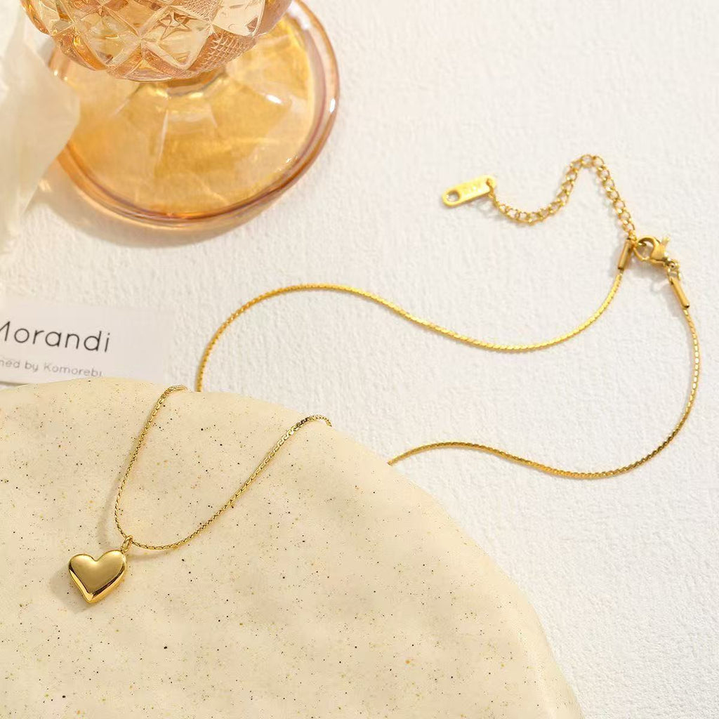 14K Gold Mini Heart Pendant Necklace