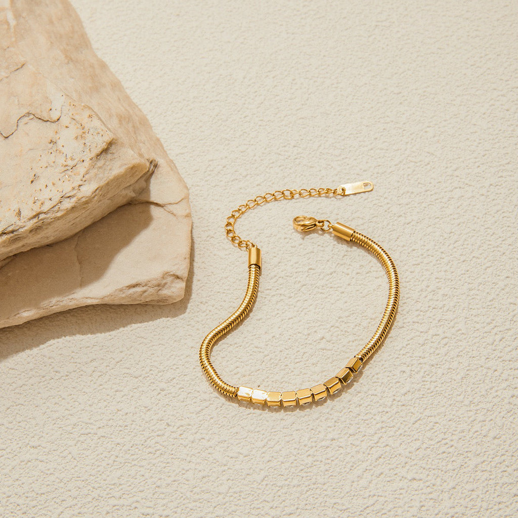 Glistening 14K Gold Snake Chain Bracelet