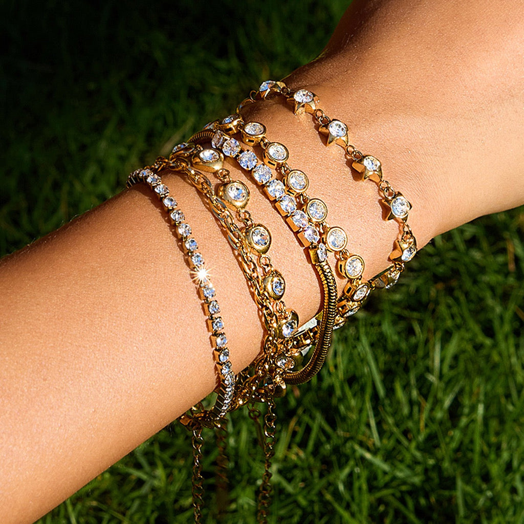 Glistening 14K Gold Snake Chain Bracelet