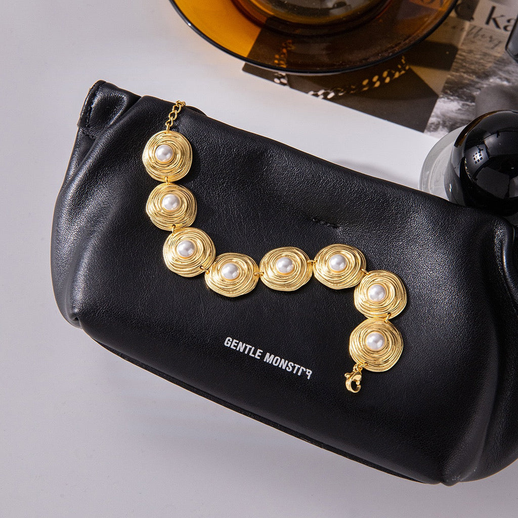 8-Pearl Gold Bracelet