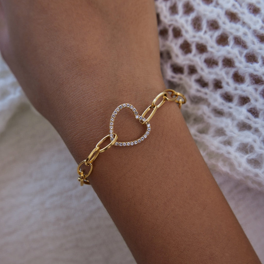 Geometric Heart Charm Gold Bracelet