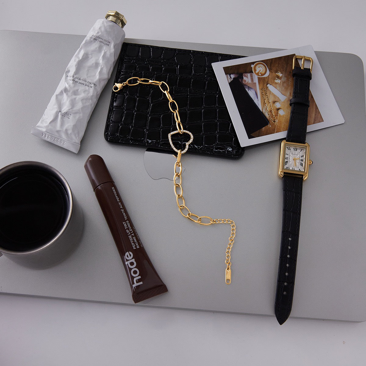 Geometric Heart Charm Gold Bracelet