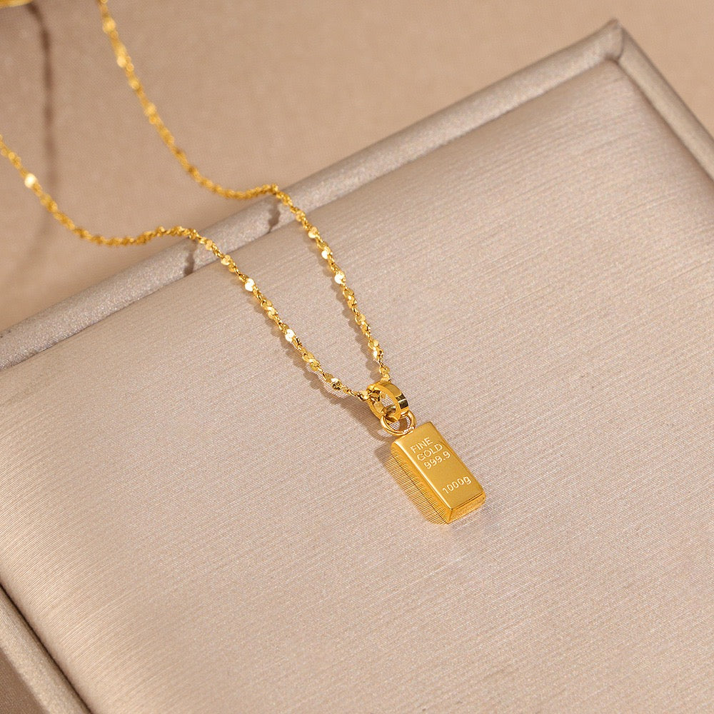14K Gold Bar Petal Chain Necklace