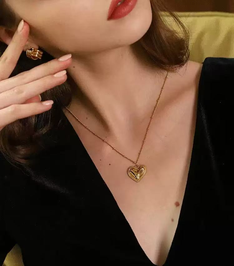 14K Gold Radiant Heart Necklace