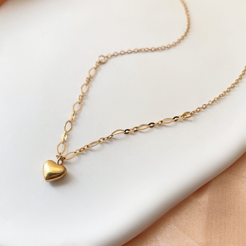 14K Gold Mini Heart Necklace - Elegant & Timeless