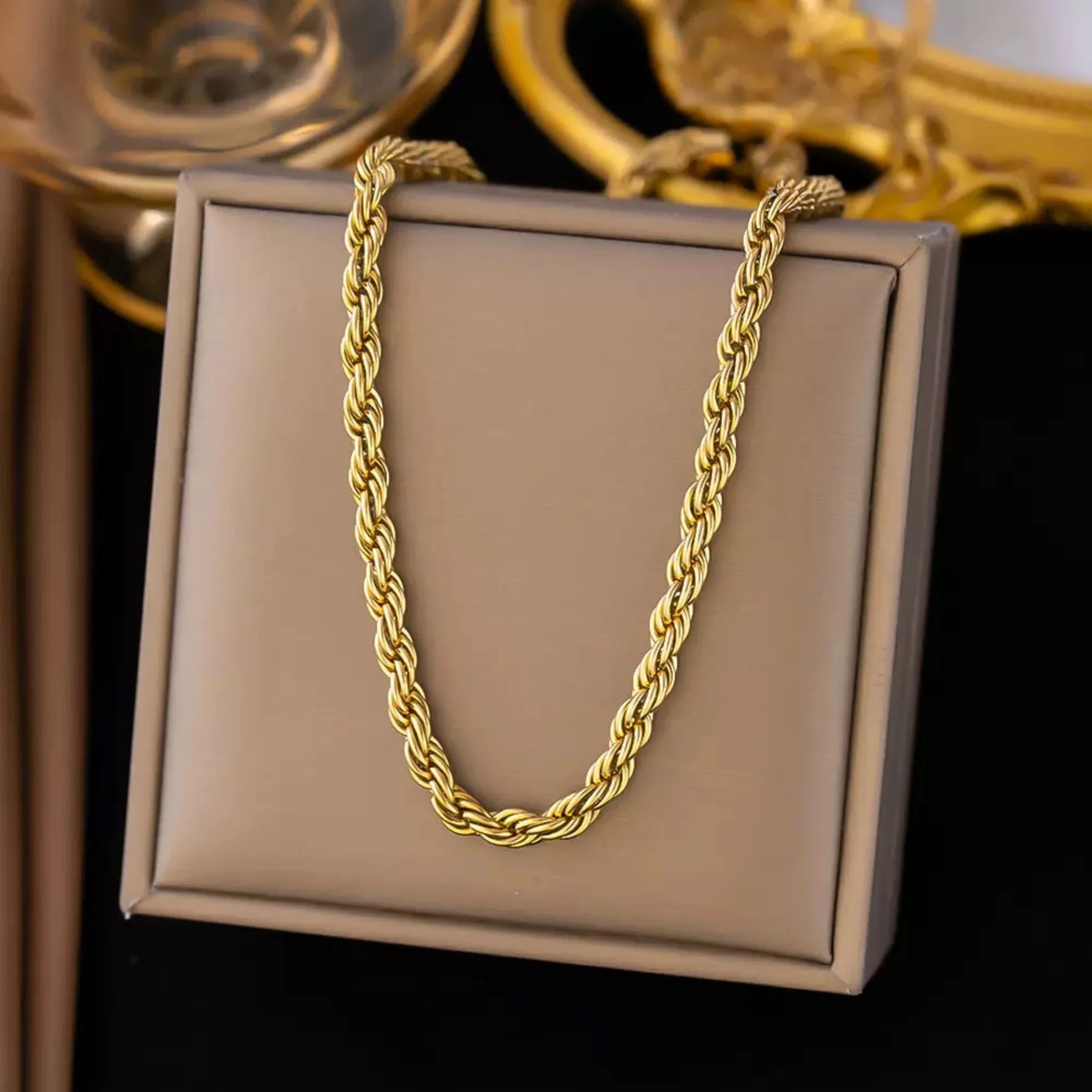 Classic 14K Gold Rope Chain Necklace
