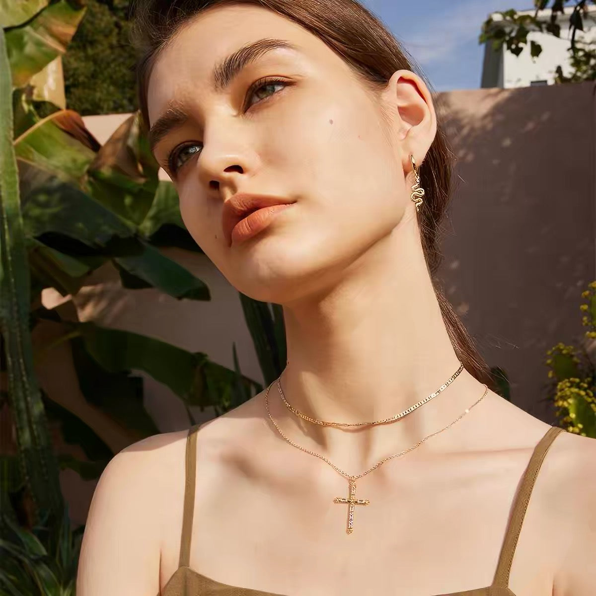 14K Gold Floral Cross Pendant Necklace