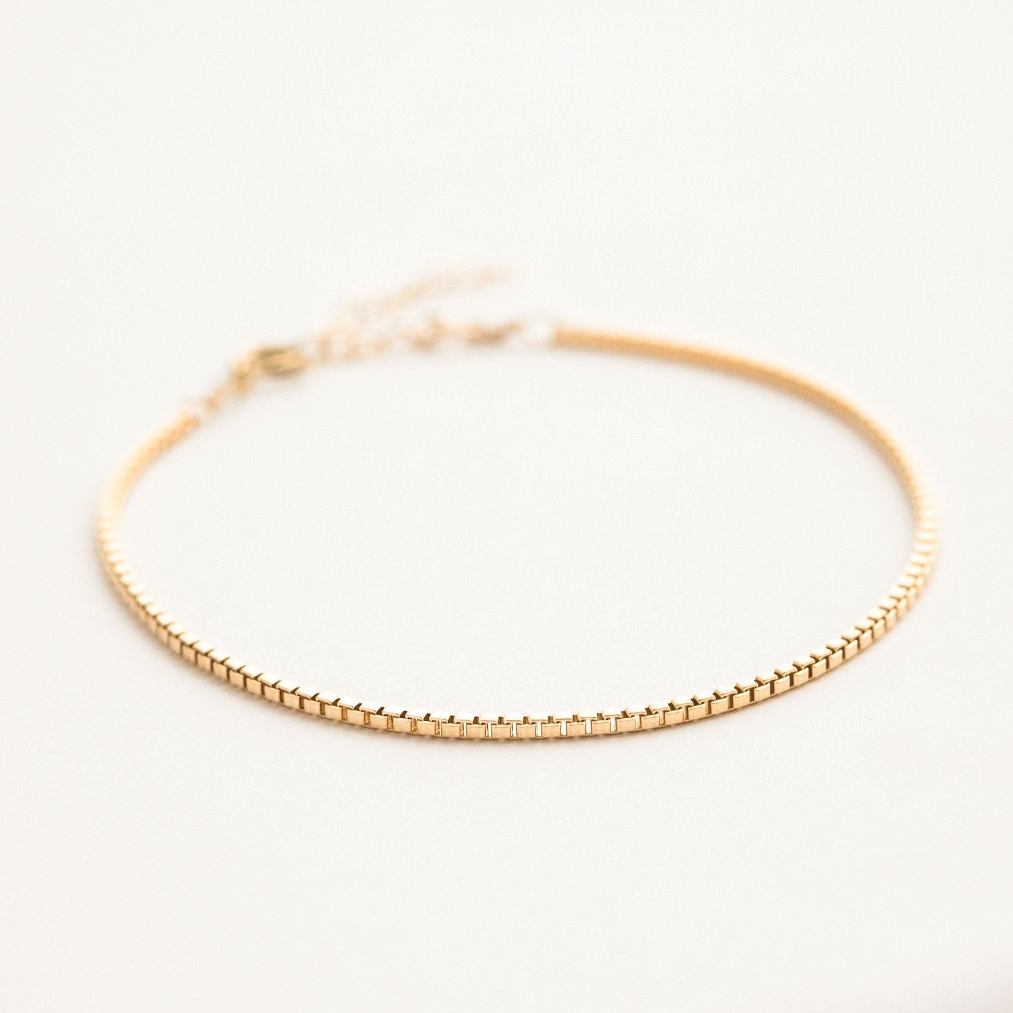 14K Gold Box Chain Bracelet