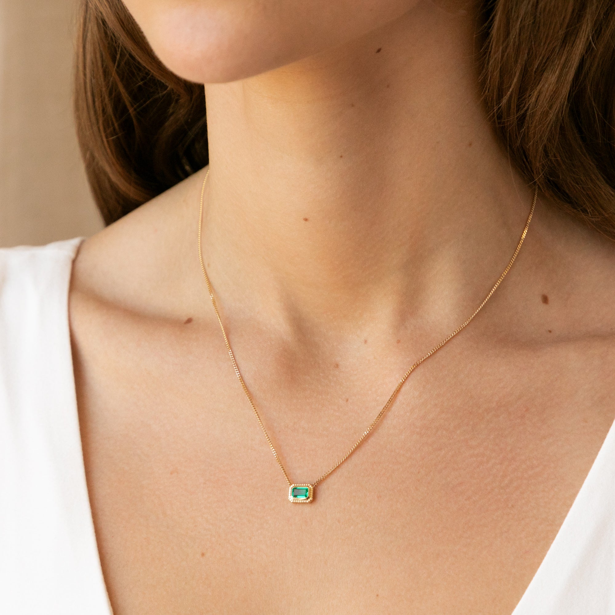 Ribbed Emerald Necklace
