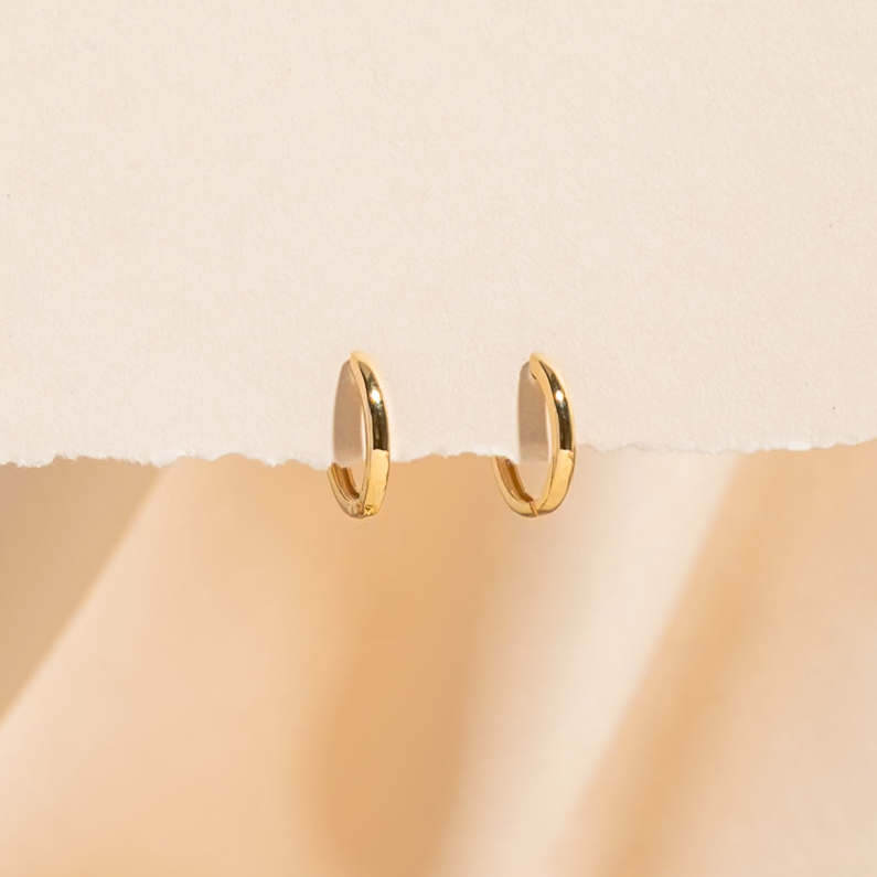 Oval Huggie Hoop Earrings - 14k Solid Gold