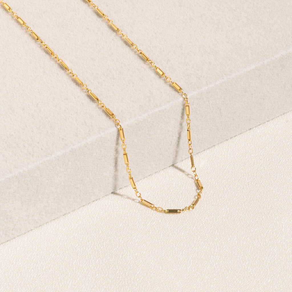 Dainty Shimmer Chain Necklace