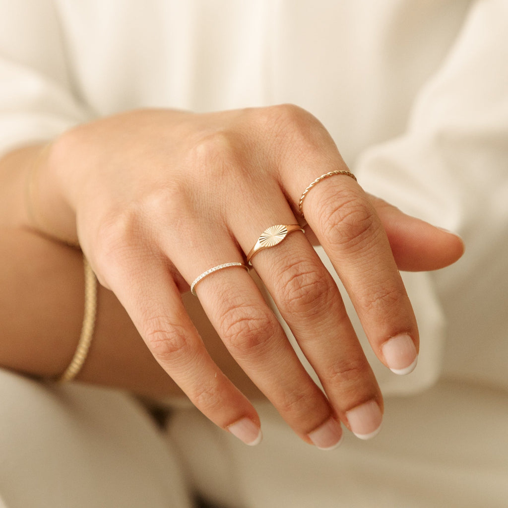 Dainty Twist Ring - 14k Gold