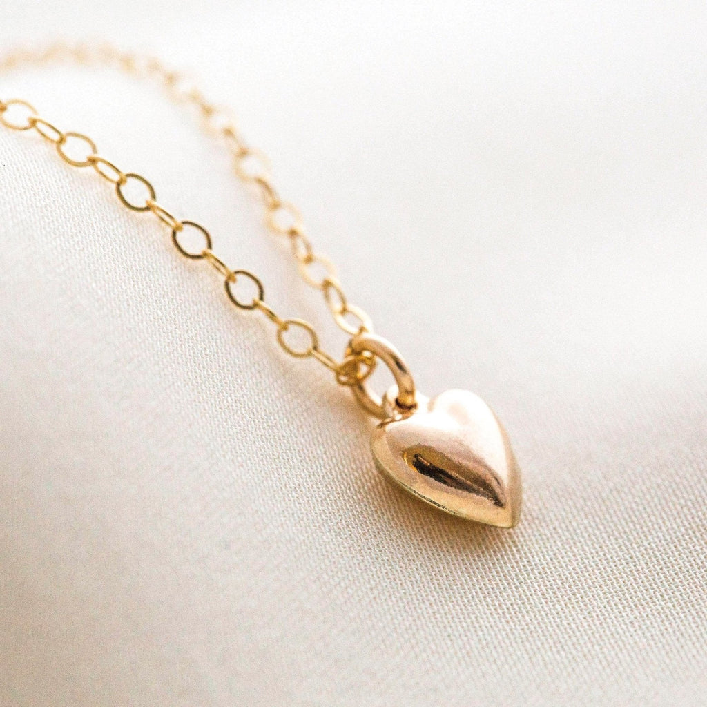 14K Gold Tiny Heart Necklace
