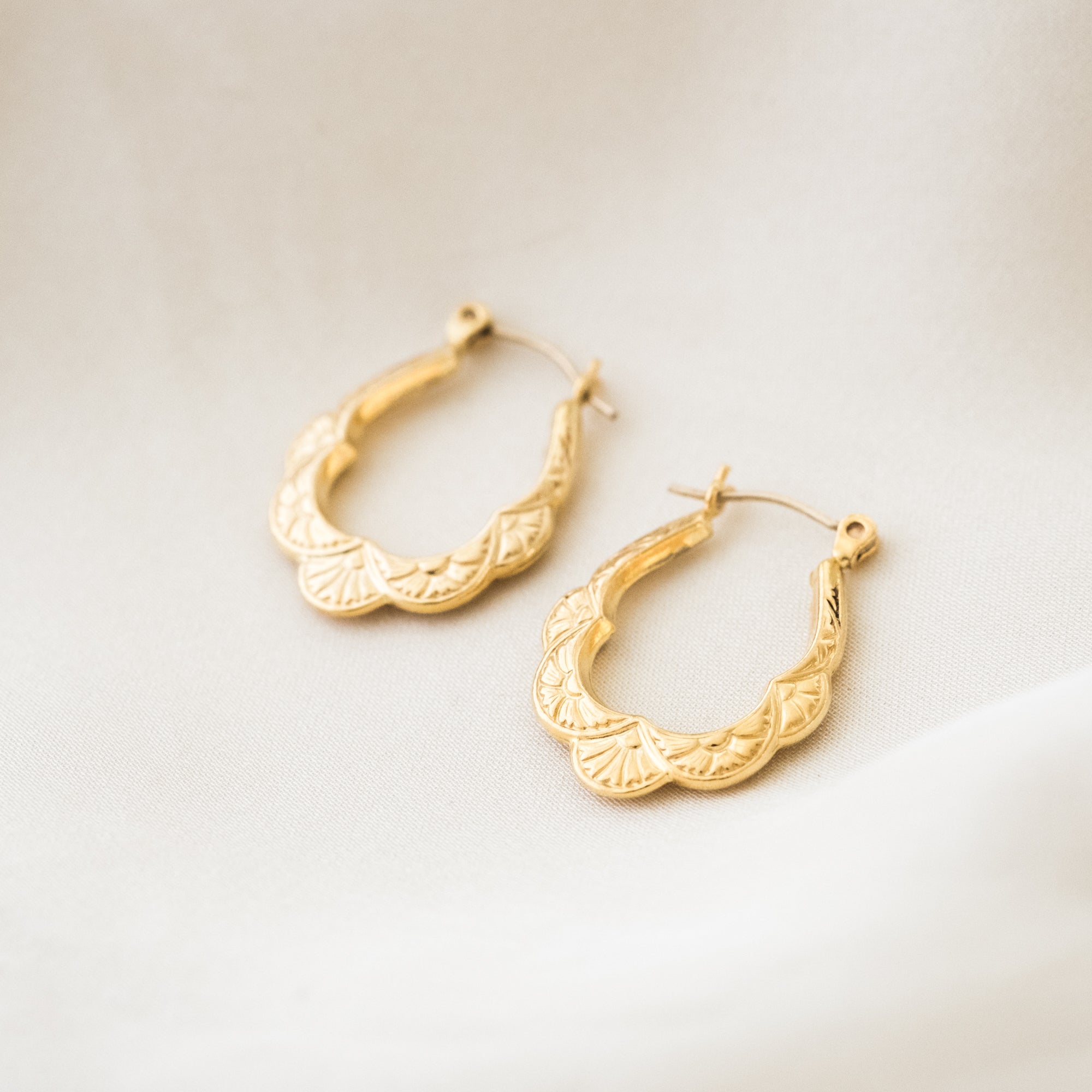 Vintage Scalloped Hoop Earrings